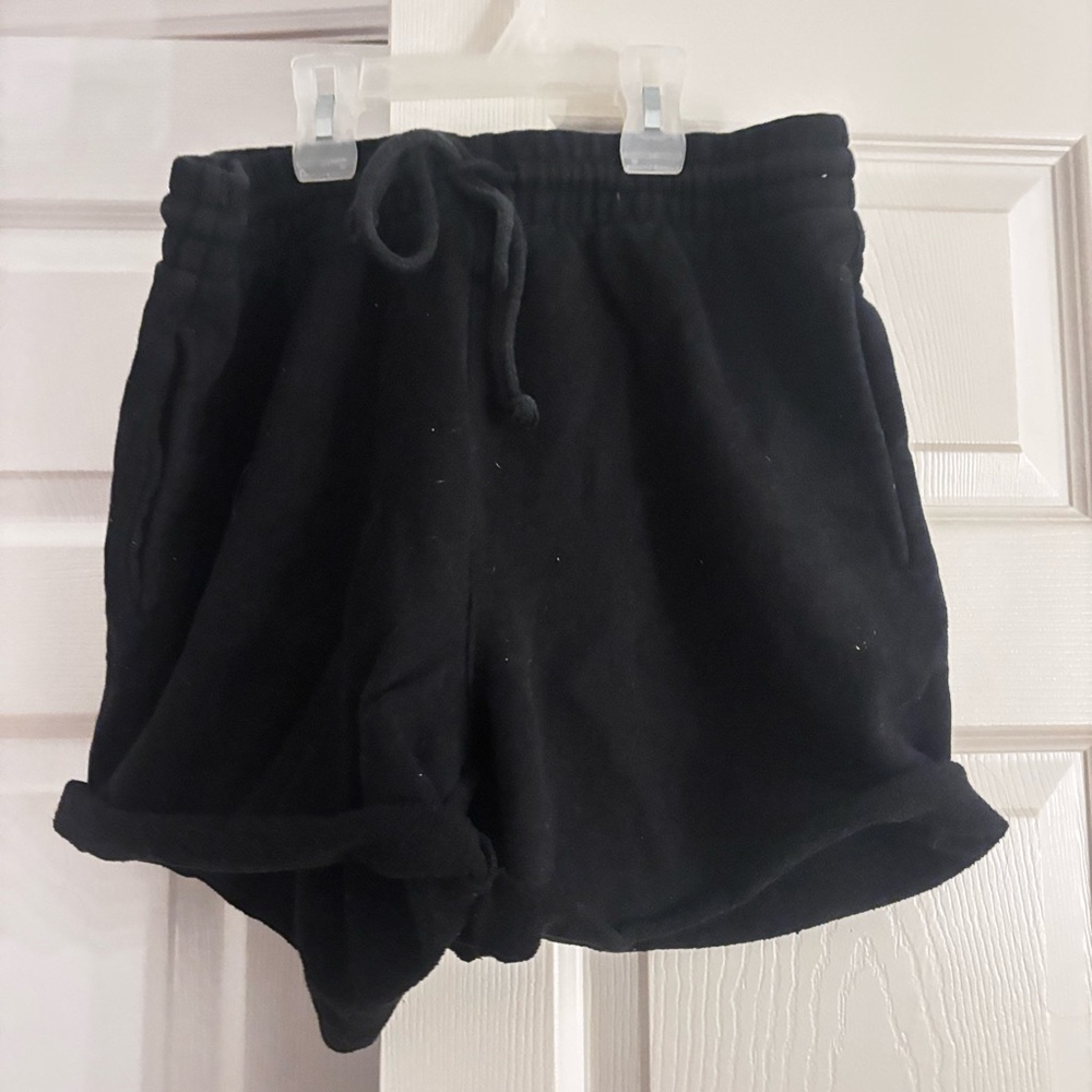 Aritzia Boyfriend Sweatshorts